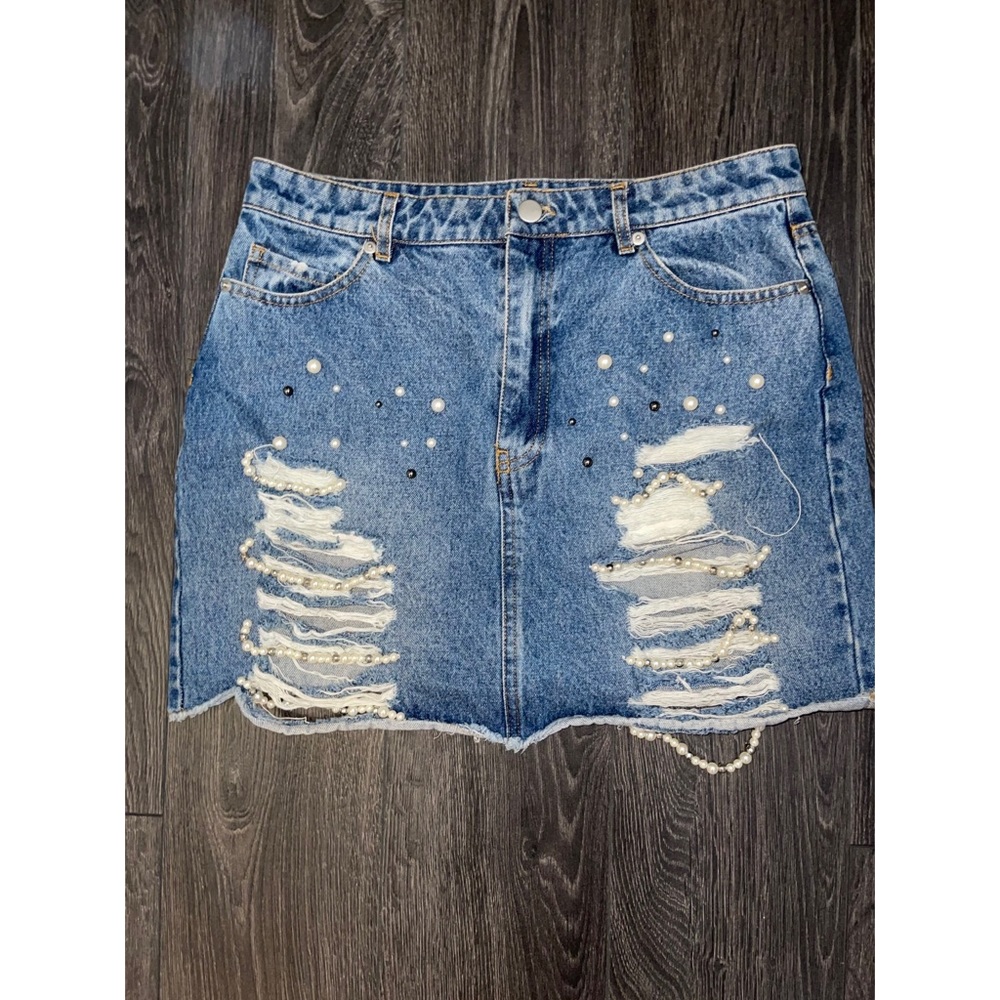Forget 21 denim skirt with pearls
